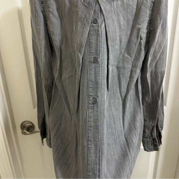 💥CLOTH & STONE Gray Chambray Split Back Button Down Shirt Women’s Small Anthro - Picture 4 of 11